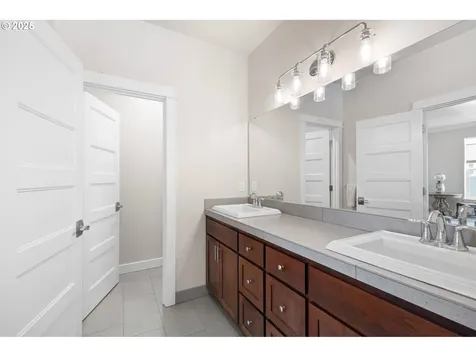 1705 Trevino Road Creswell OR 97426