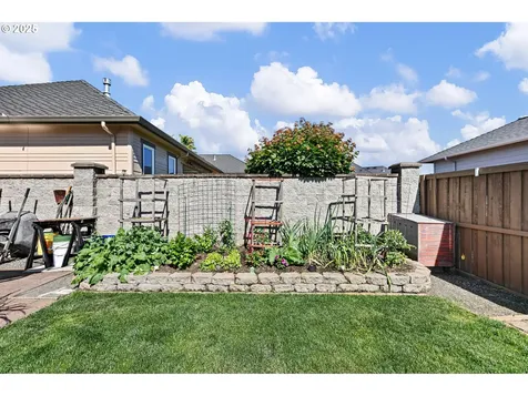 1705 Trevino Road Creswell OR 97426