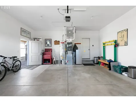 1705 Trevino Road Creswell OR 97426