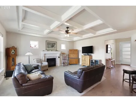 1705 Trevino Road Creswell OR 97426