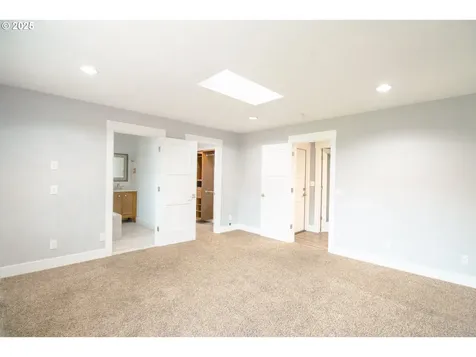 4718 NE 129th Avenue Vancouver WA 98682