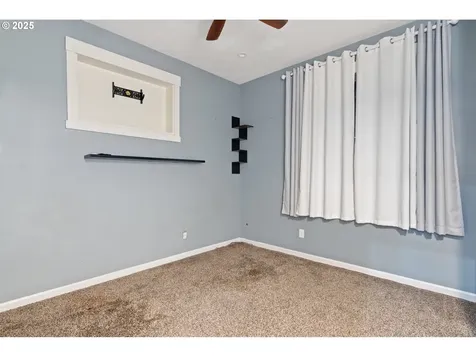 4718 NE 129th Avenue Vancouver WA 98682
