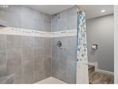 4718 NE 129th Avenue Vancouver WA 98682
