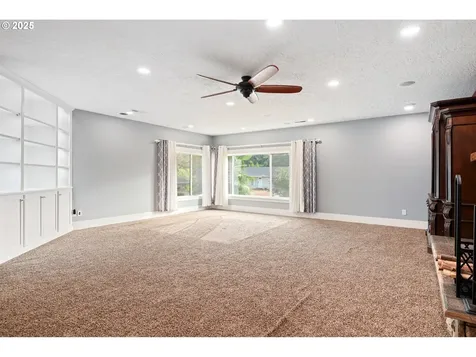 4718 NE 129th Avenue Vancouver WA 98682