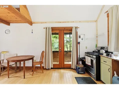 565 Canyon Road Lyle WA 98635