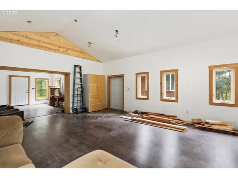 565 Canyon Road Lyle WA 98635