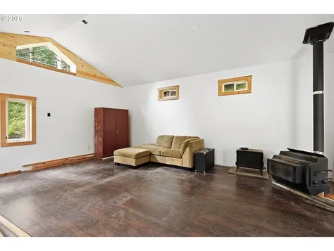 565 Canyon Road Lyle WA 98635