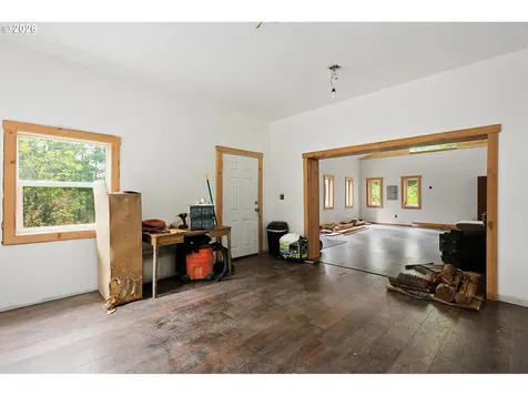 565 Canyon Road Lyle WA 98635