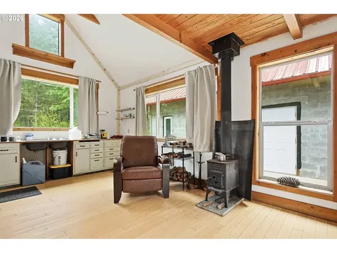 565 Canyon Road Lyle WA 98635