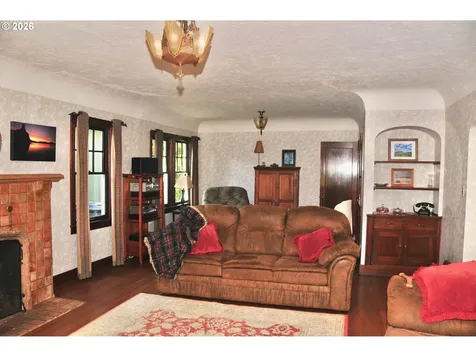 56647 Columbia River Highway Warren OR 97053