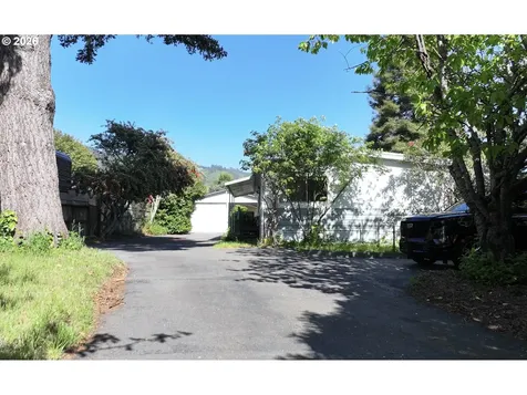 15931 Oceanview Drive Brookings OR 97415
