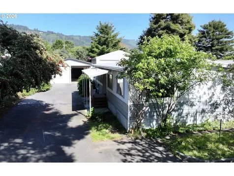 15931 Oceanview Drive Brookings OR 97415