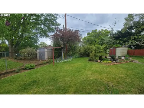 10826 NE Oregon Street Portland OR 97220