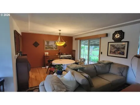 10826 NE Oregon Street Portland OR 97220