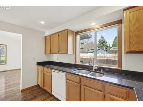 418 NW 112th Street Vancouver WA 98685