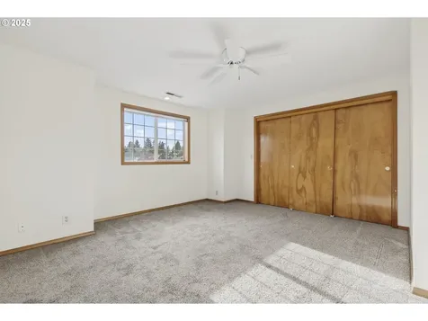 418 NW 112th Street Vancouver WA 98685