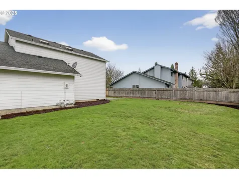 418 NW 112th Street Vancouver WA 98685