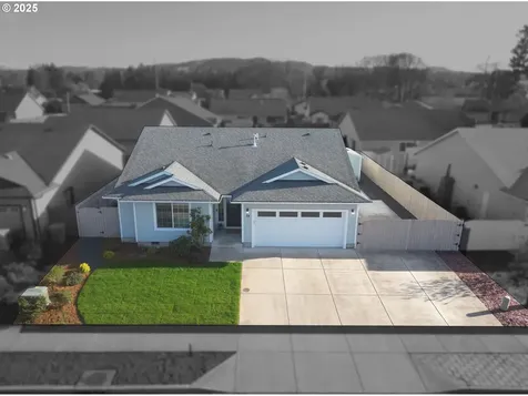 74 Camellia Drive Lebanon OR 97355