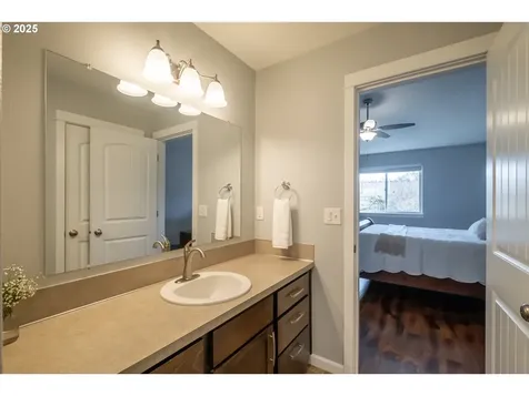 74 Camellia Drive Lebanon OR 97355