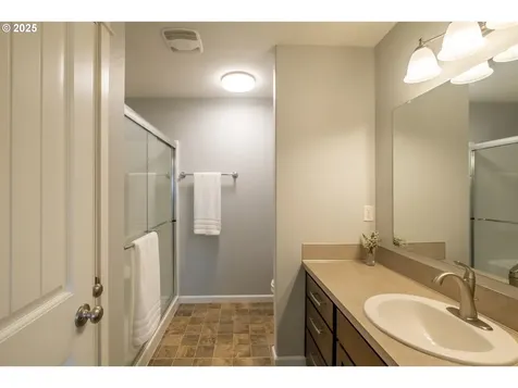 74 Camellia Drive Lebanon OR 97355