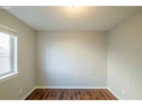 74 Camellia Drive Lebanon OR 97355