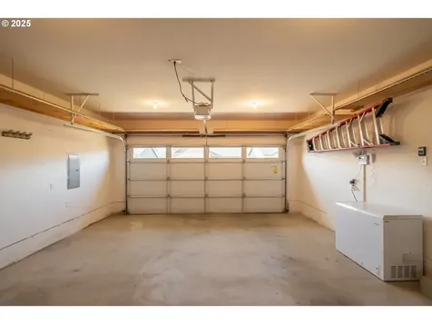 74 Camellia Drive Lebanon OR 97355