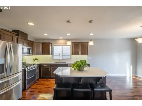 74 Camellia Drive Lebanon OR 97355