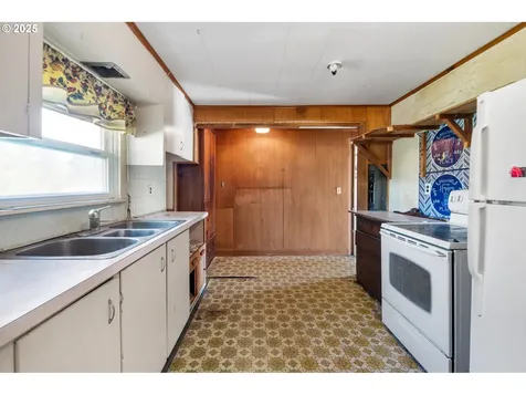 2914 Columbia Heights Road Longview WA 98632