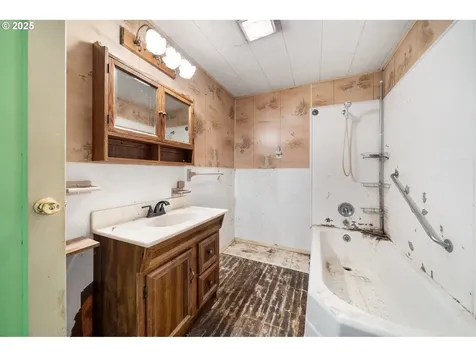 2914 Columbia Heights Road Longview WA 98632