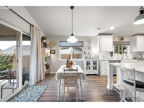 368 Hillegas Avenue Creswell OR 97426