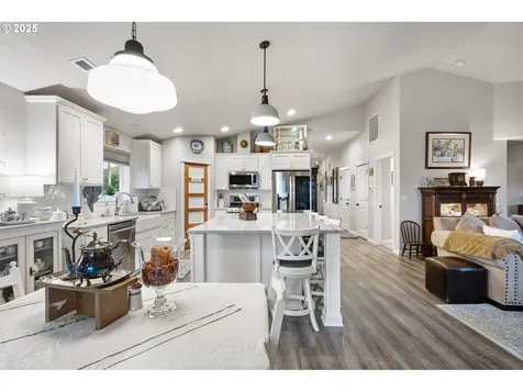 368 Hillegas Avenue Creswell OR 97426