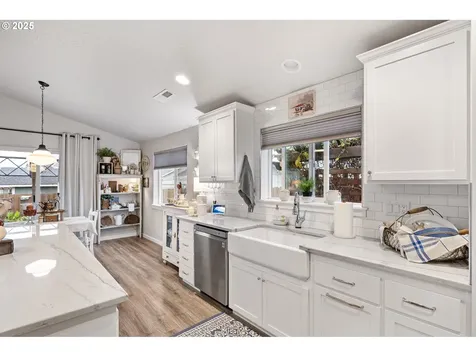 368 Hillegas Avenue Creswell OR 97426