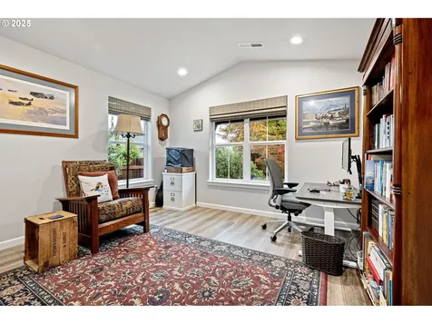 368 Hillegas Avenue Creswell OR 97426