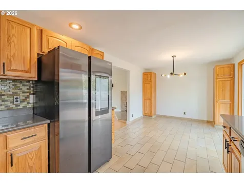 3005 NE 130th Avenue Vancouver WA 98682