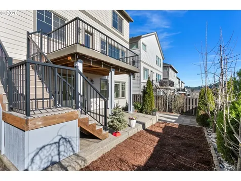 16858 SW Larkspring Lane Beaverton OR 97007