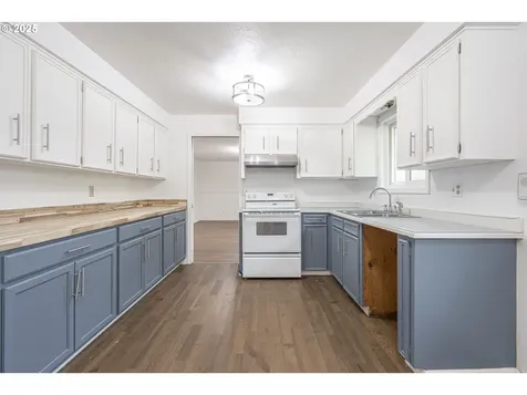 4505 42nd Avenue NE Salem OR 97305