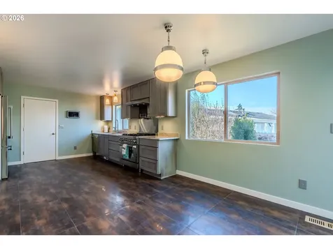 1441 SW 23rd Court Gresham OR 97080