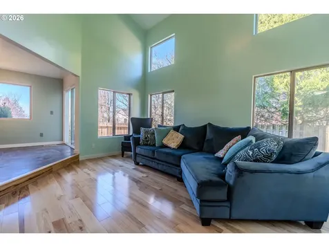 1441 SW 23rd Court Gresham OR 97080