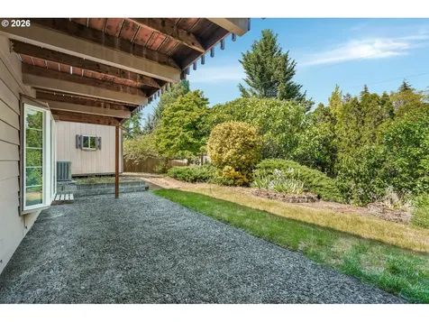 2225 W 28th Avenue Eugene OR 97405