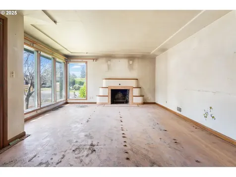 5205 SE Gladstone Street Portland OR 97206