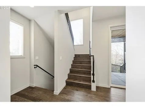3970 SE Reedway Street Portland OR 97202