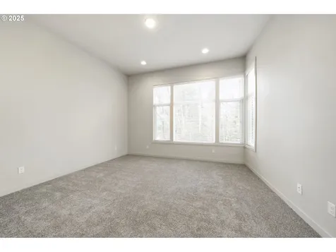 3970 SE Reedway Street Portland OR 97202