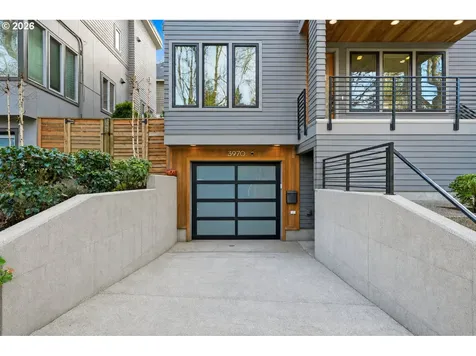 3970 SE Reedway Street Portland OR 97202