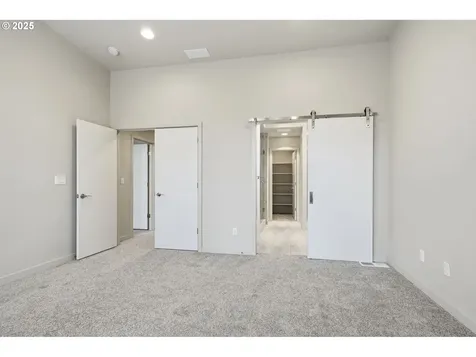 3970 SE Reedway Street Portland OR 97202