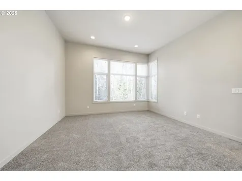 3970 SE Reedway Street Portland OR 97202