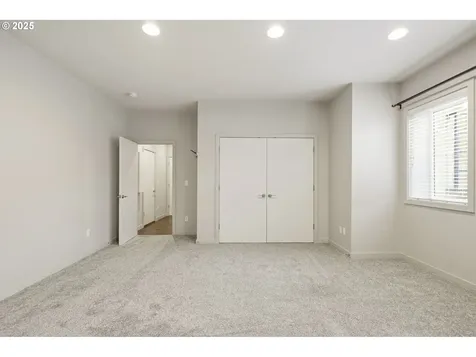 3970 SE Reedway Street Portland OR 97202