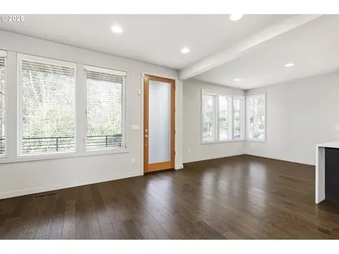 3970 SE Reedway Street Portland OR 97202