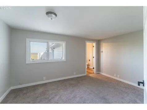 10001 SE Amity-dayton Highway Mcminnville OR 97128