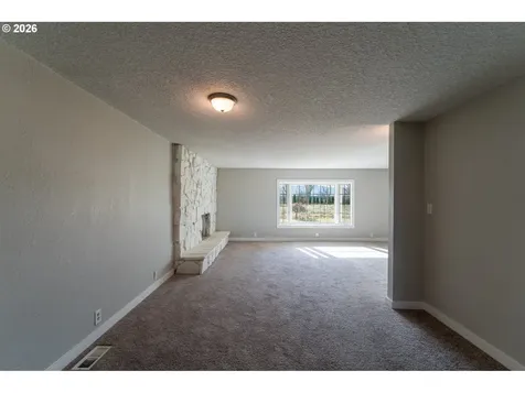 10001 SE Amity-dayton Highway Mcminnville OR 97128