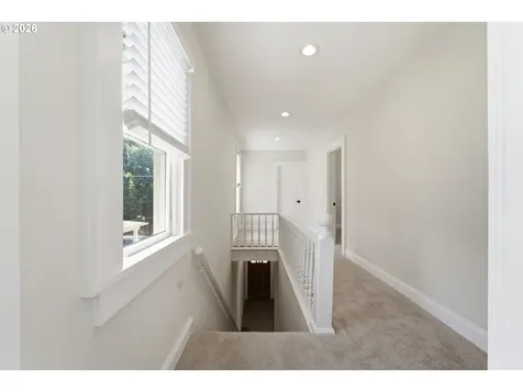 73 NE Hancock Street Portland OR 97212